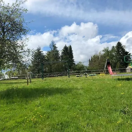 펜션 Big Childfriendly Holidayhome In The Eifel *