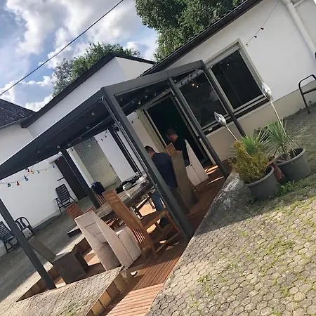 Big Childfriendly Holidayhome In The Eifel