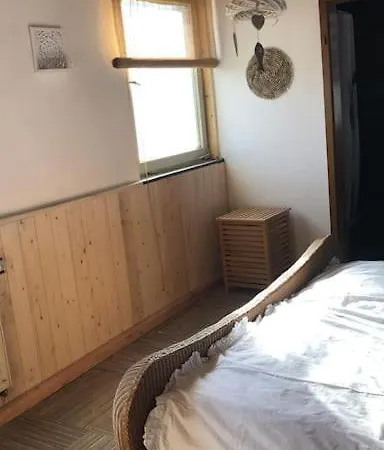 펜션 Big Childfriendly Holidayhome In The Eifel Grosslangenfeld
